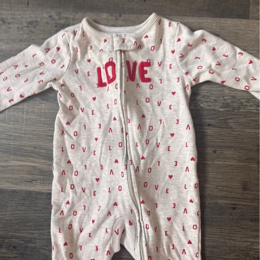 Carter's Valentines Day Print Footed outfit